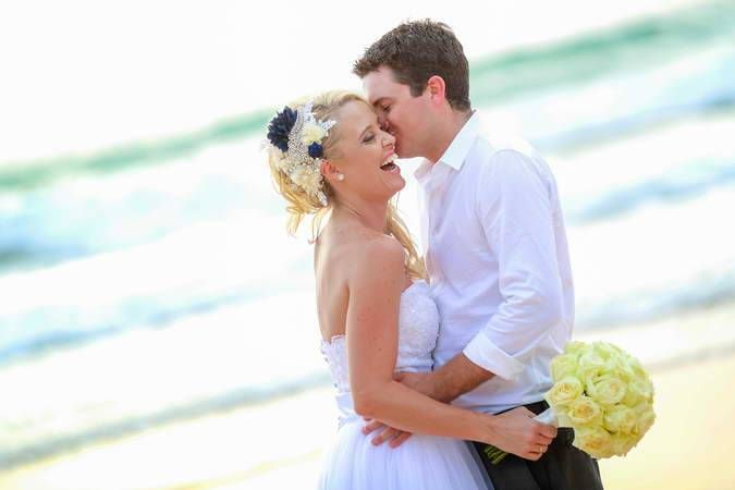 Phuket wedding planner and Samui Island honeymoon pre-wedding photography