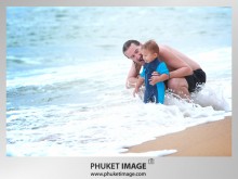 Family photo at JW Marriott Phuket 0013 220x165 Family Photo Shooting JW Marriott Phuket