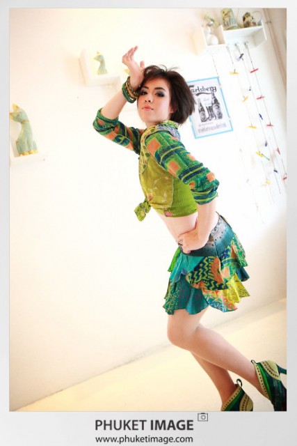 Phuket Fasion Shooting 0006 427x640 Phuket Fasion Shooting   0006