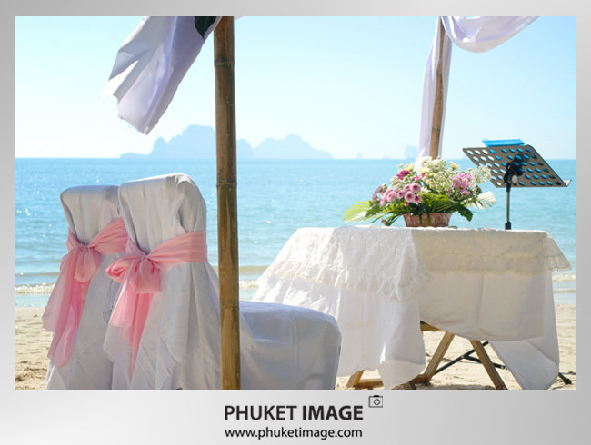Krabi wedding photo : 0002 - Sunny day in Krabi Phuket,Krabi,Racha island,Ko Yao,ko Phi Phi,Ko Lanta,Samui,Bangkok,Chiangmai,Thailand wedding photographer