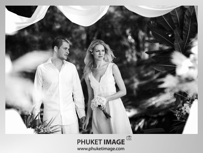 Krabi wedding photo : 0008 Phuket,Krabi,Racha island,Ko Yao,ko Phi Phi,Ko Lanta,Samui,Bangkok,Chiangmai,Thailand wedding photographer