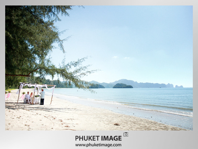 Beach wedding photographer in Krabi - 0017 Krabi,Thailand, beach wedding photographer