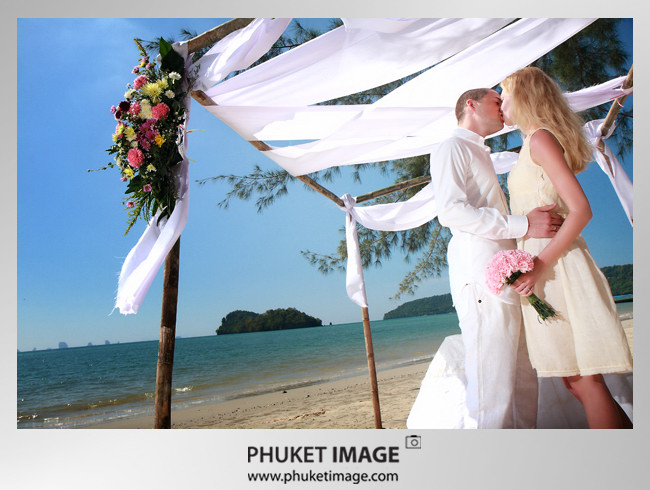 Beach wedding photographer in Krabi,Thailand - 0027 Beach wedding photographer in Krabi