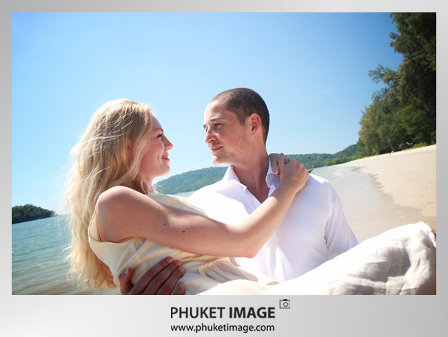 Krabi beach wedding photographer - 0033 Beach wedding photographer in Krabi,Thailand