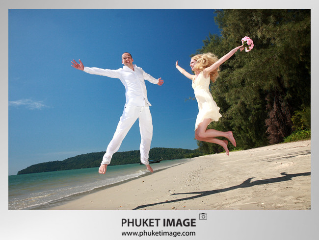 Krabi beach wedding photographer - 0035 Beach wedding photographer in Krabi,Thailand