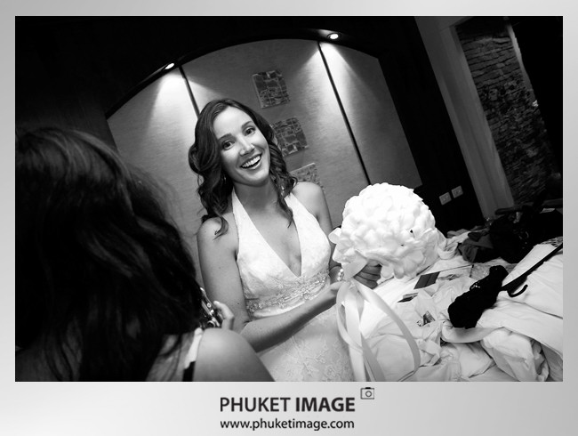 Destination beach wedding Phuket photographer - Image 005 Phuket,Krabi,Phi Phi,Lanta,Samui,Chiang Mai,Pattaya,Thai wedding photographer