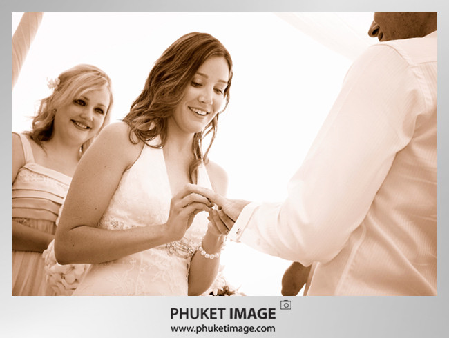 Destination Phuket wedding photographer - Image 015 Phuket,Krabi,Koh Phi Phi,Koh Lanta,Koh Samui,Chiang Mai,Chiang Rai,Pattaya,Thailand wedding photographer.