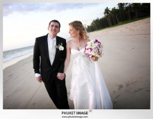 Phuket wedding photographer   on the beach 0023 220x171 Bianca & Frank : Phuket beach wedding photography