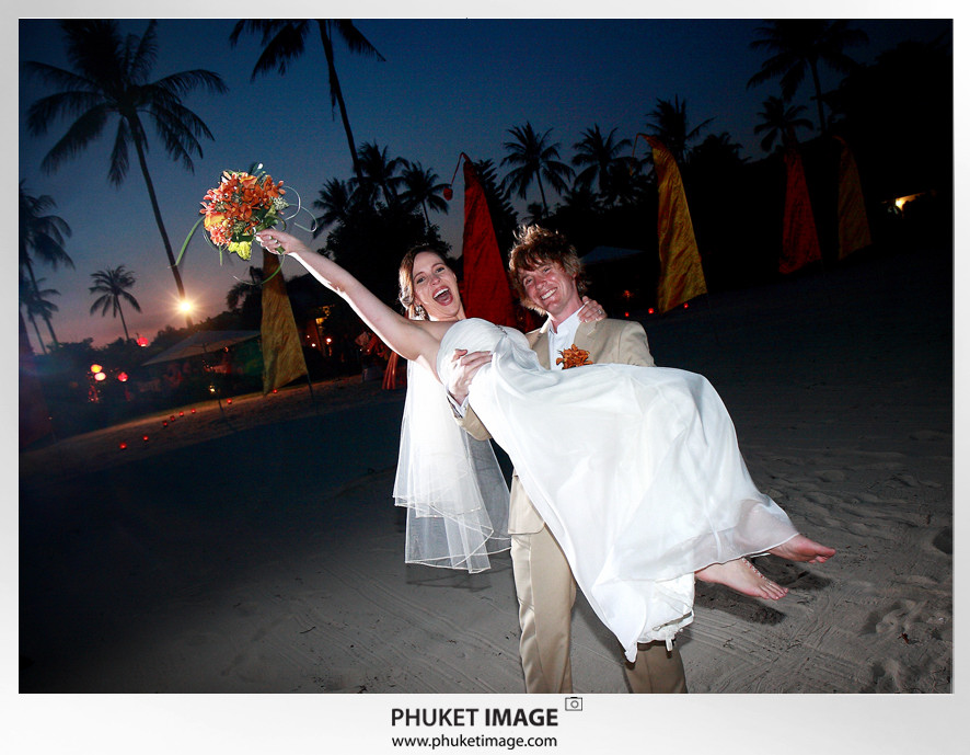 Samui wedding photographer - 0035 On the beach wedding photographer in Ko Samui,Thailand