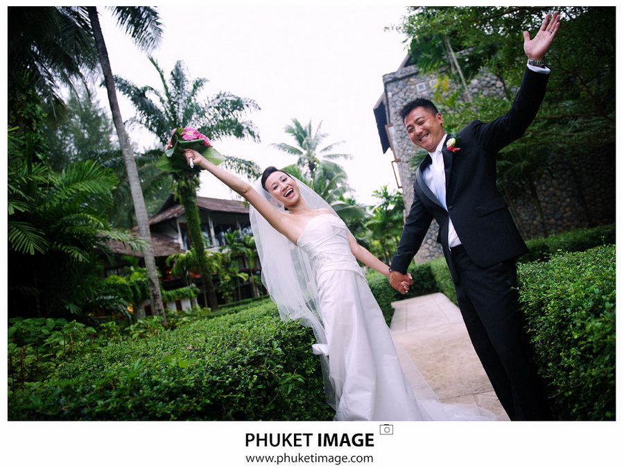 Thailand professional wedding photographer - 0058 Photojournalistic wedding photography in Phuket