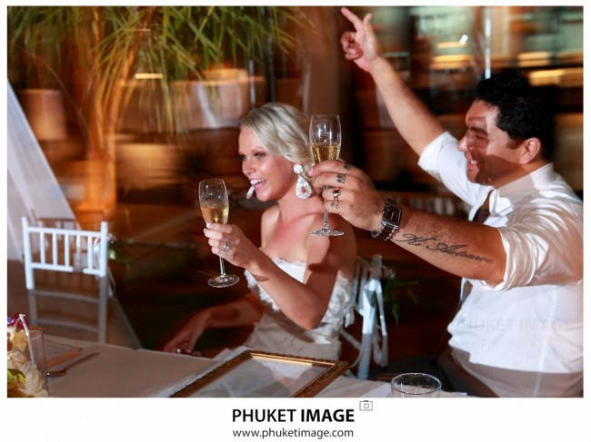 0050 - Beach Wedding Photographer in Thailand 0050 Beach Wedding Photographer in Thailand 650x487 0050 Beach Wedding Photographer in Thailand