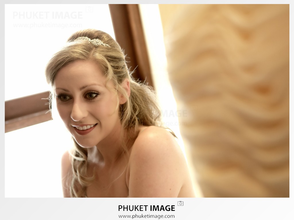Wedding photojournalist in Phuket , Koh Samui , Koh Phangan , Koh Phi Phi