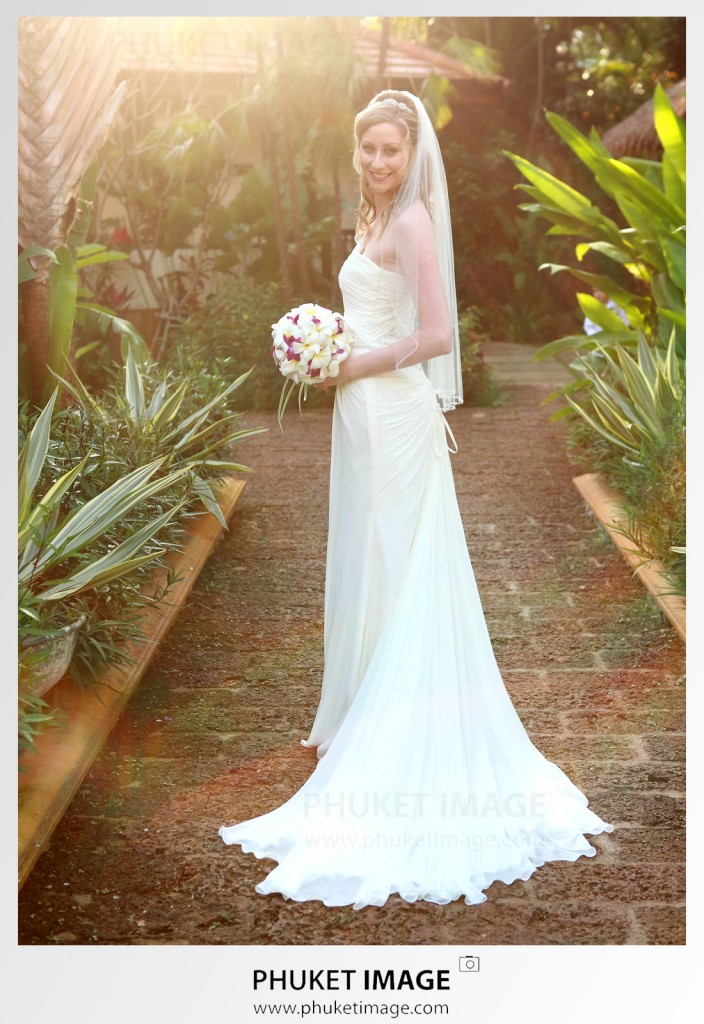 Koh Samui wedding photo by Thailand wedding photographer