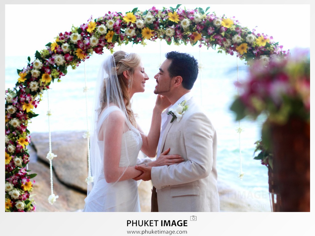 Wedding photojournalist in Thailand.