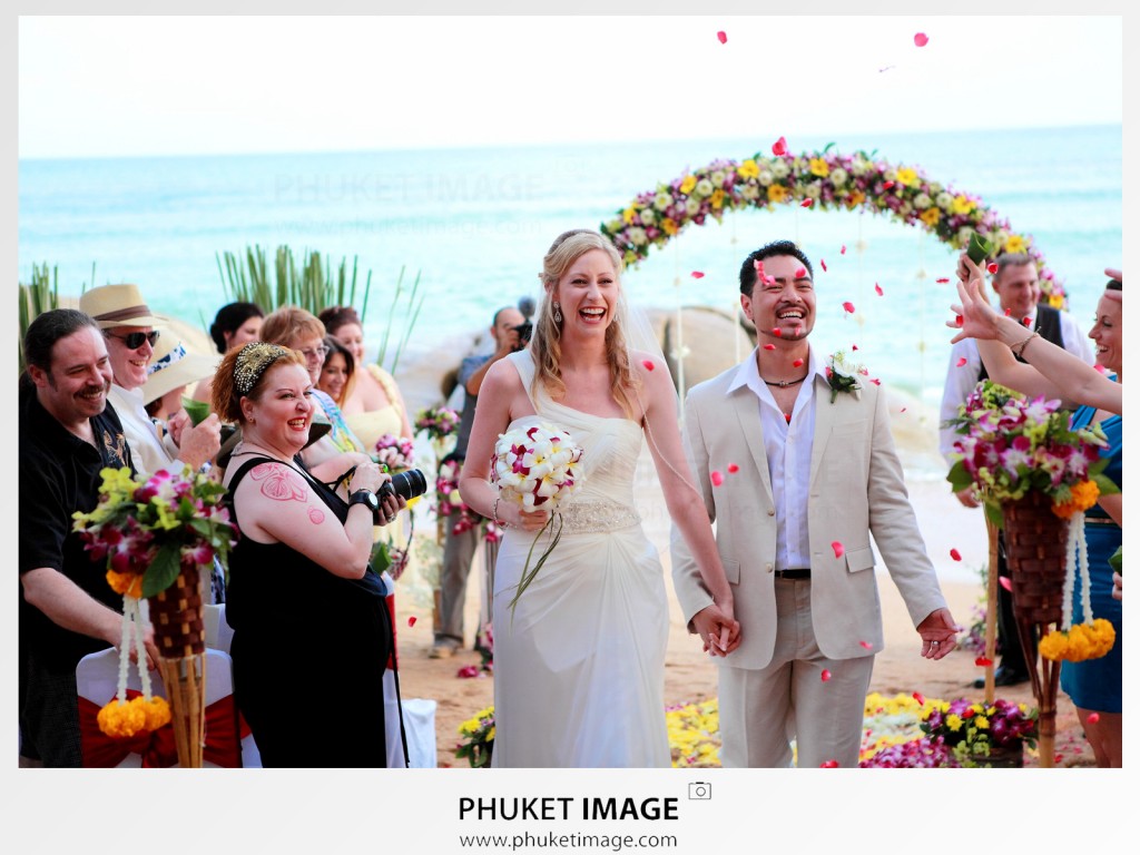 Romantic wedding videographer in Krabi , Thailand.
