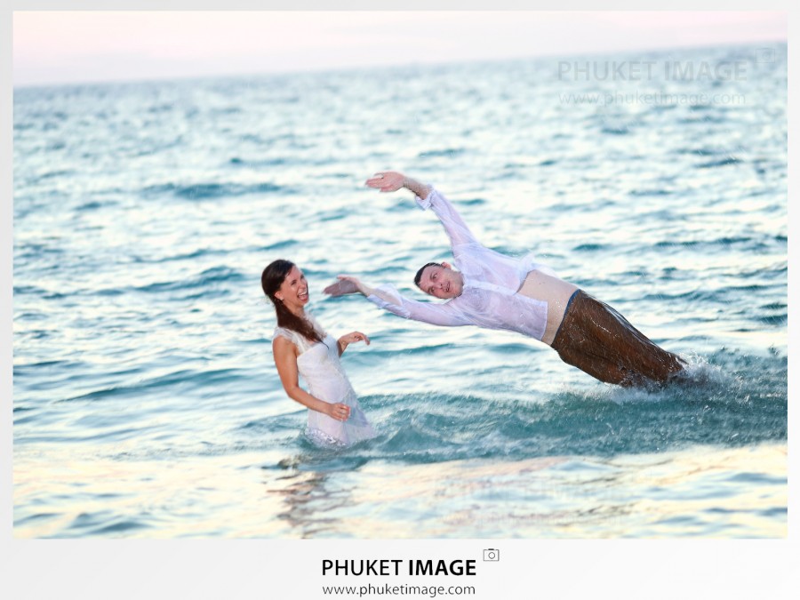 Bundit Arsa is a wedding photographer and the owner of Phuket Image Wedding Photography